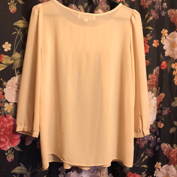 Anne Taylor Loft blouse💕 - Picture 4 of 5